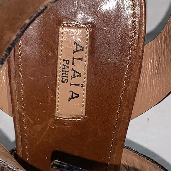 ALAÏA size 35 strappy block heel high heel buckle sandals - Picture 2 of 10
